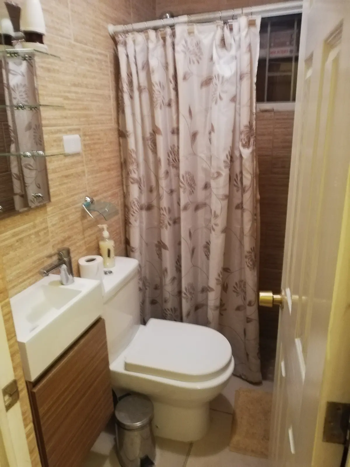 Hostal Esmeralda — foto 2 de 3