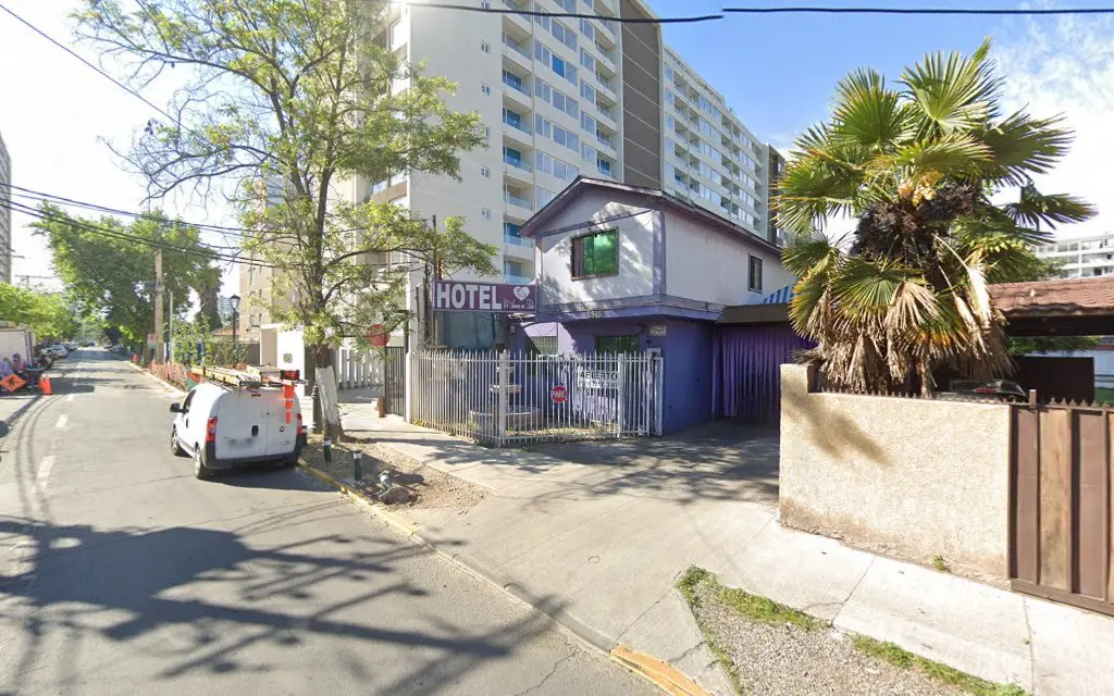 Motel El Amor En Lila