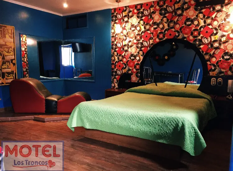 Motel Los Troncos
