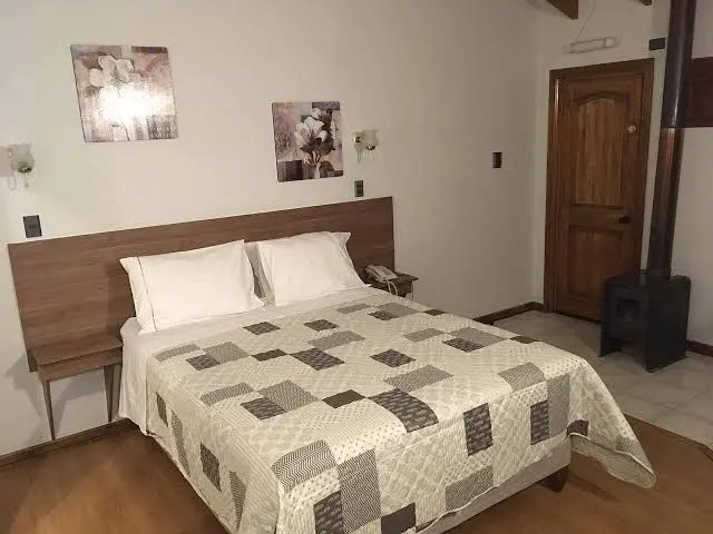 ____