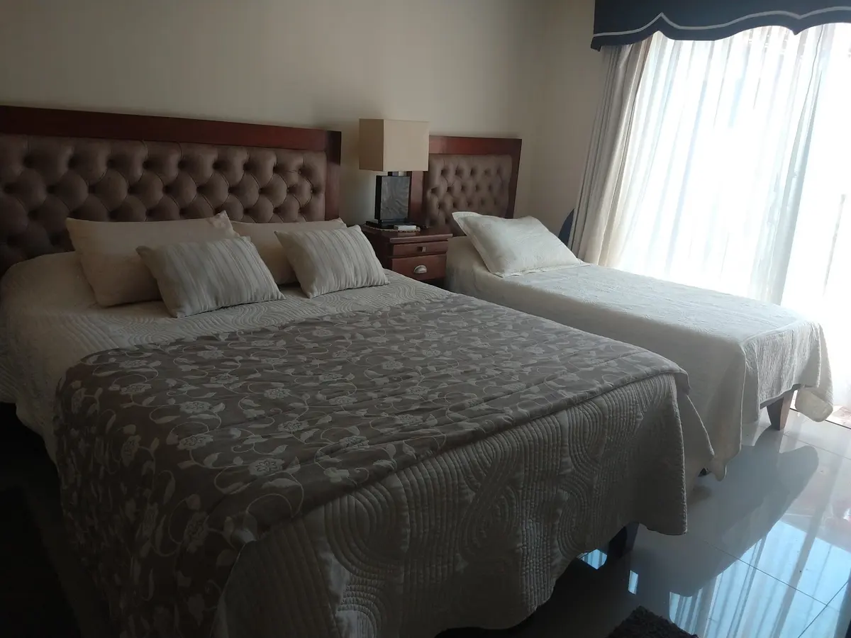 Hostal "Aires Del Sur"